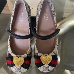 Kids gucci shoes